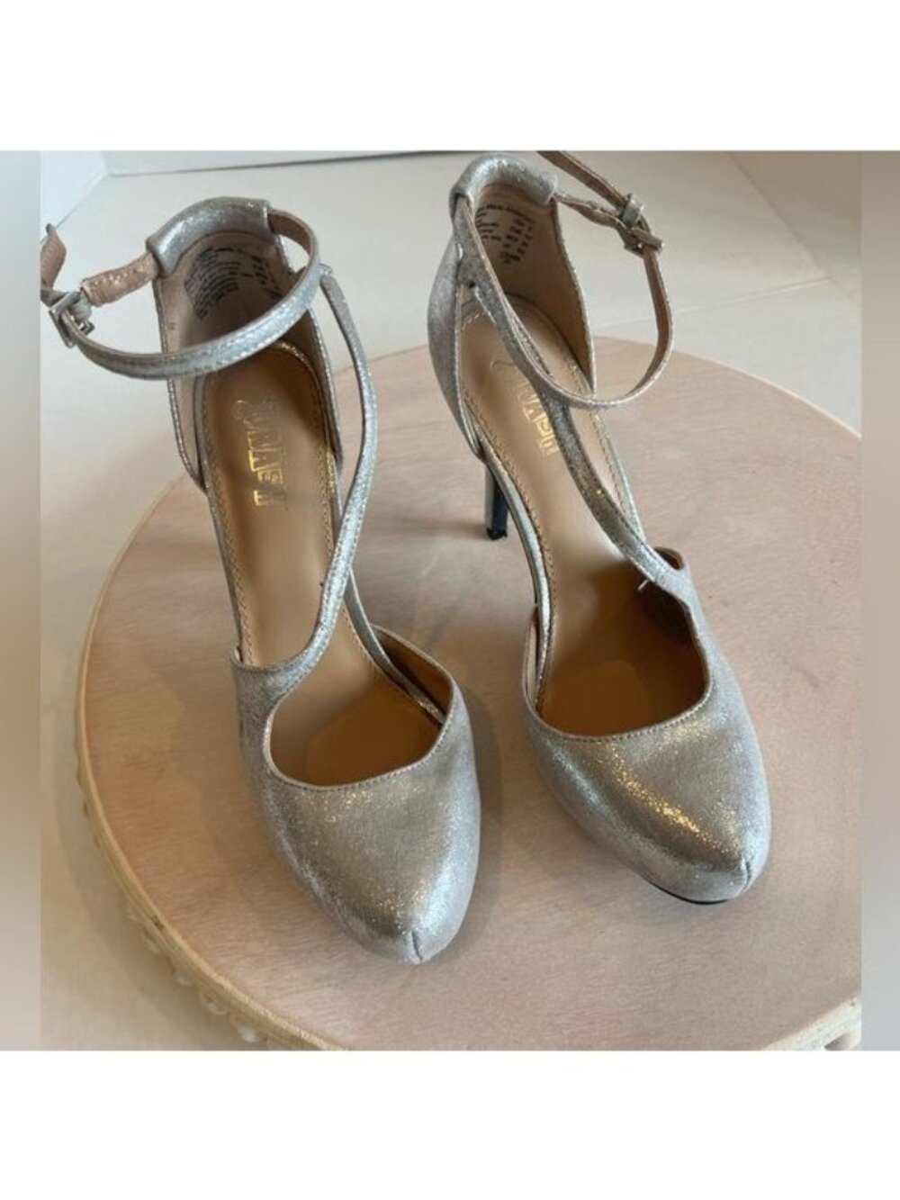 BRASH Women’s Shoes Size 8 Stiletto Silver Platform High Heels Cross Ankle Strap